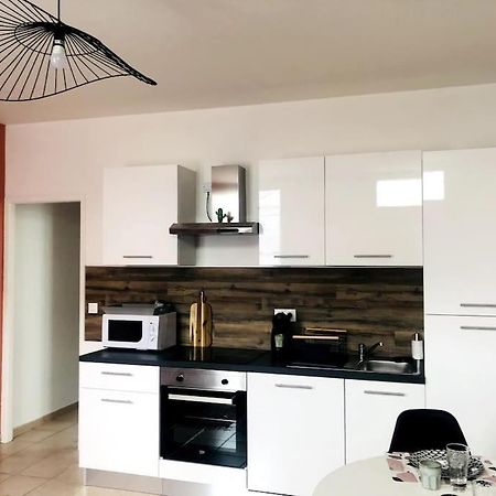 Joli T2 En Centre-Ville De Rochefort Екстериор снимка